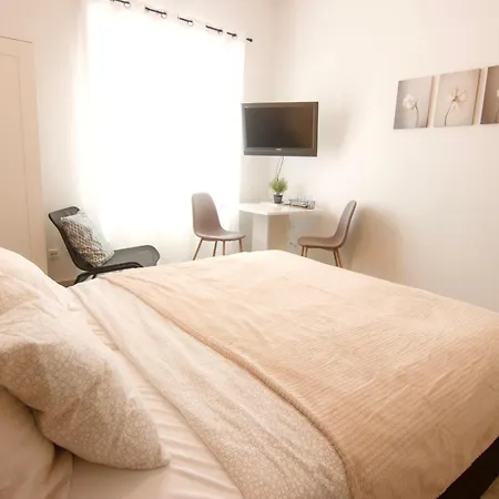 W28 Winterova Apartamento *