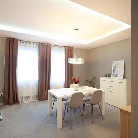 W28 Winterova Apartamento